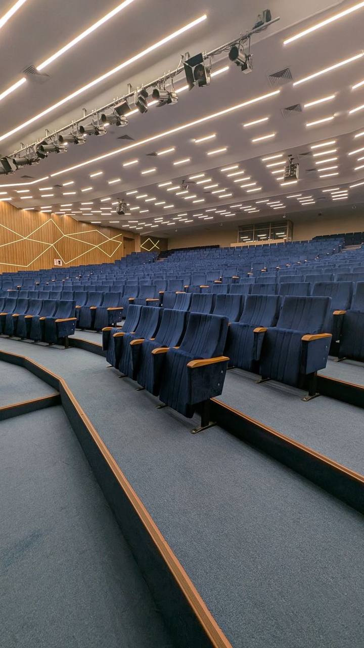 Auditorium Deep Cleaning